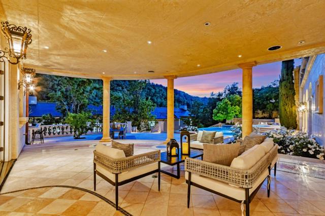 15681 Kennedy Road, Los Gatos CA: https://media.crmls.org/mediaz/07b6ab34-10fc-4380-b0bb-5e485f800ae2.jpg