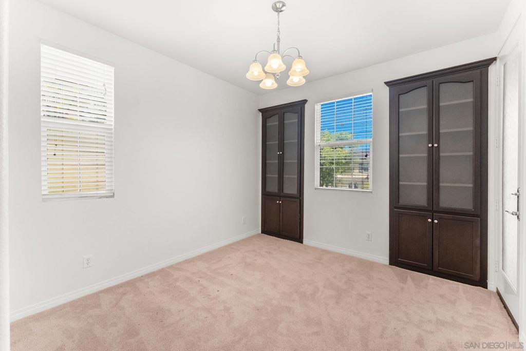 10449 Monterey Ridge Dr - photo 20