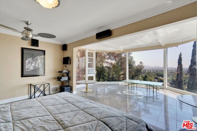 7942 Hillside Avenue, Los Angeles, California 90046, 5 Bedrooms Bedrooms, ,5 BathroomsBathrooms,Single Family Residence,For Sale,Hillside,24433131