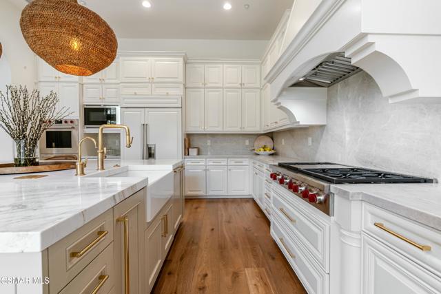 5675 Via Bonita, Newbury Park CA: https://media.crmls.org/mediaz/07b93a0a-a2d5-4206-aa20-3c96380e063f.jpg
