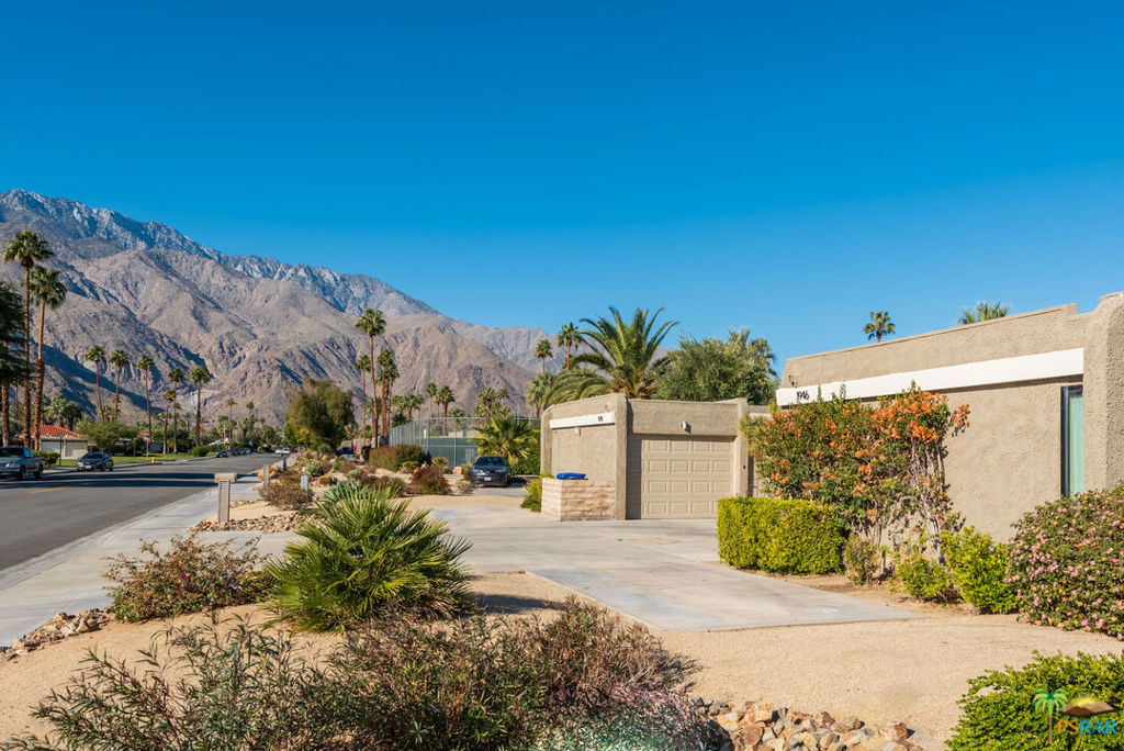 1946 Tamarisk Road