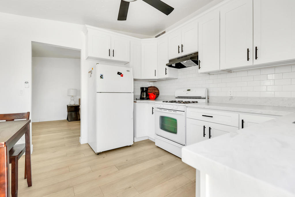 MLS #219123414DA img 16