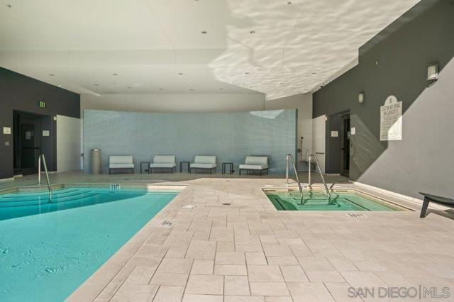 575 6th Avenue, San Diego CA: https://media.crmls.org/mediaz/07bd3d12-cb65-404a-a4ec-14b6ee38bb14.jpg