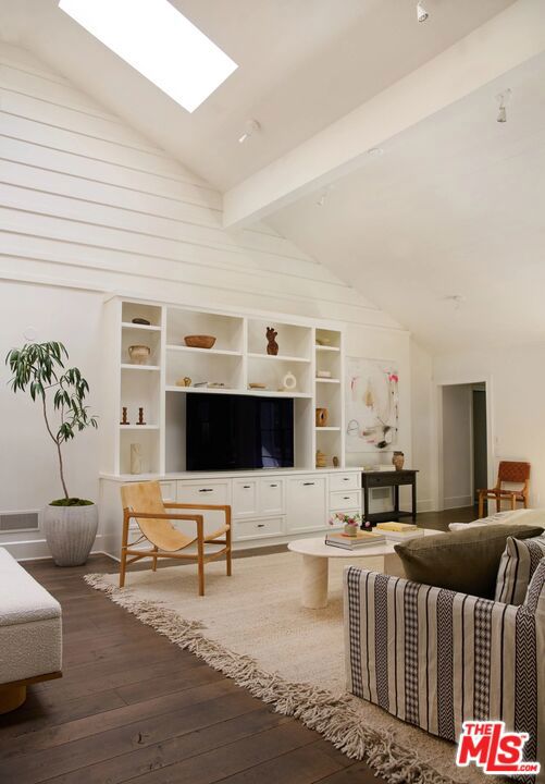 3949 Dixie Canyon Avenue photo 4