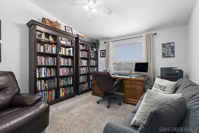 4027 Sumac Summit, Fallbrook CA: https://media.crmls.org/mediaz/07be4863-840a-40f4-b467-d3e1bee0760e.jpg