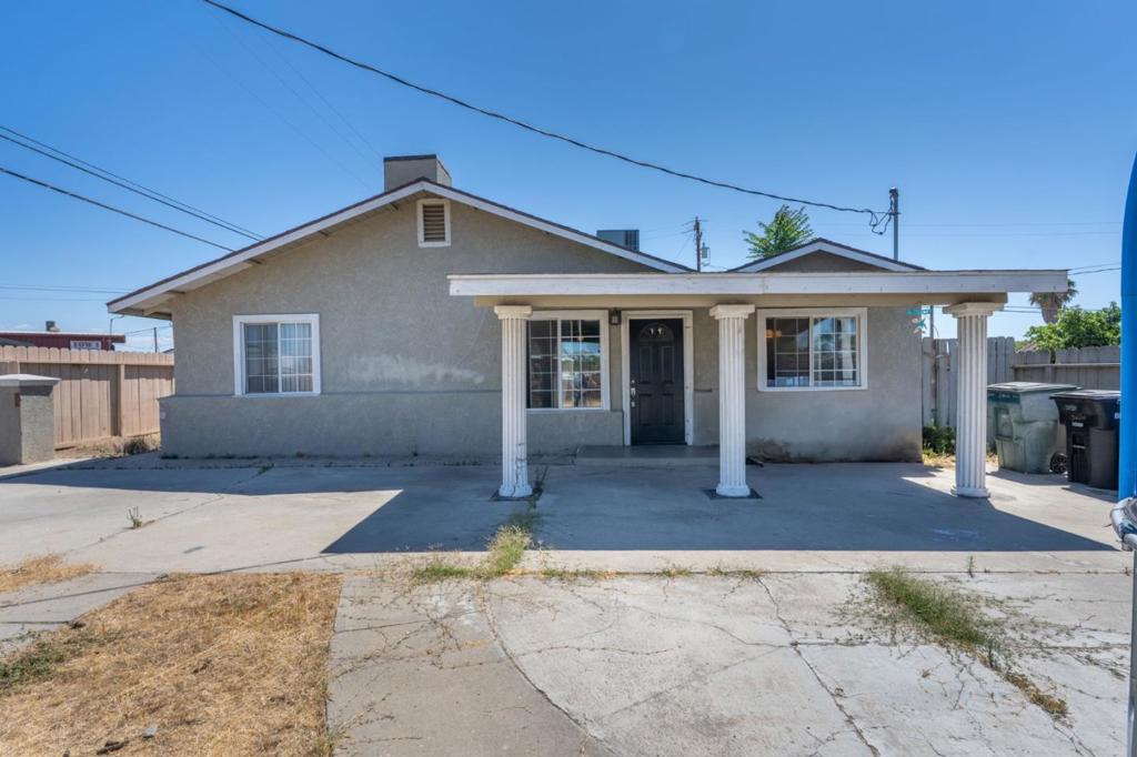 3600 Spruce Avenue