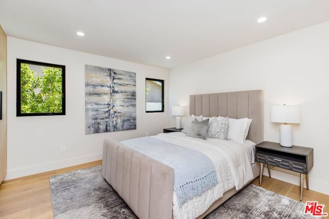5305 Allott Avenue, Sherman Oaks CA: https://media.crmls.org/mediaz/07bed4bd-9ac1-41fc-a066-460f146aa5df.jpg