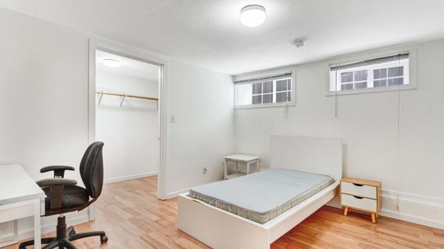 841 Geneva Avenue, San Francisco CA: https://media.crmls.org/mediaz/07bf2487-a01c-4995-a46e-a56d0697de10.jpg