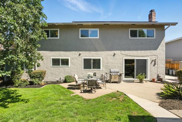 1010 Creekside Court, Morgan Hill CA: https://media.crmls.org/mediaz/07bf41fb-29b6-43c8-bda8-b74ae0dedd0a.jpg