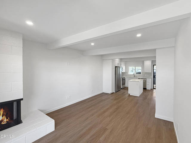 Detail Gallery Image 9 of 48 For 61 Redwood Ave, Ventura,  CA 93003 - 2 Beds | 1 Baths