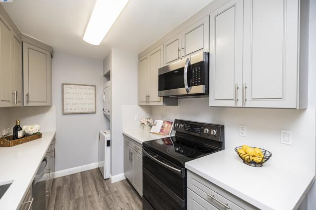 Image 8 of 24 For 2613 Copa Del Oro Dr