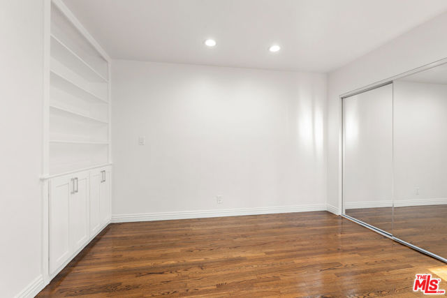 3761 Sheridge Drive, Sherman Oaks CA: https://media.crmls.org/mediaz/07bfb64b-bfad-4f76-893a-0551bd0b443c.jpg