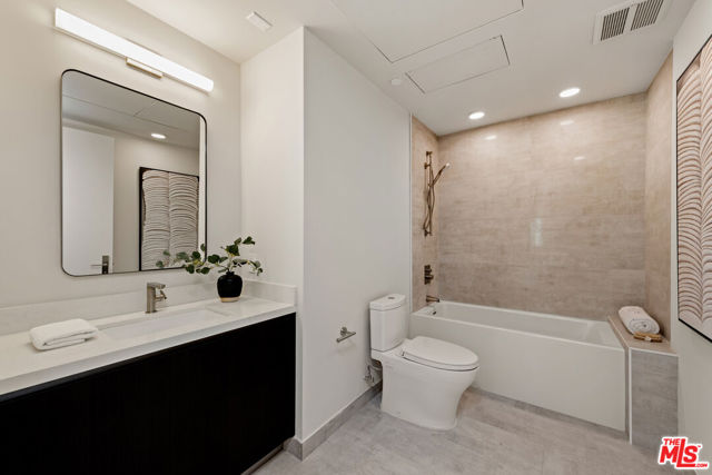 Drew Fenton | 505 S Barrington Avenue Los Angeles CA | MLS: 7442673 Drew Fenton | 505 S Barrington Avenue Los Angeles CA | MLS: 7442673