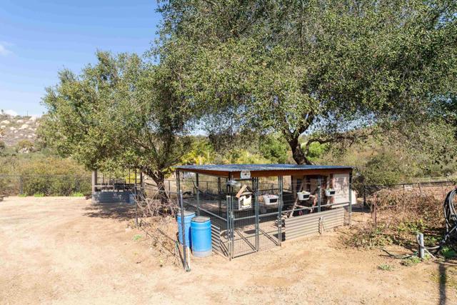 16526 GREEN VALLEY TRUCK TRAIL, Ramona CA: https://media.crmls.org/mediaz/07c0e761-7edd-4451-9f1d-f80259e10b68.jpg