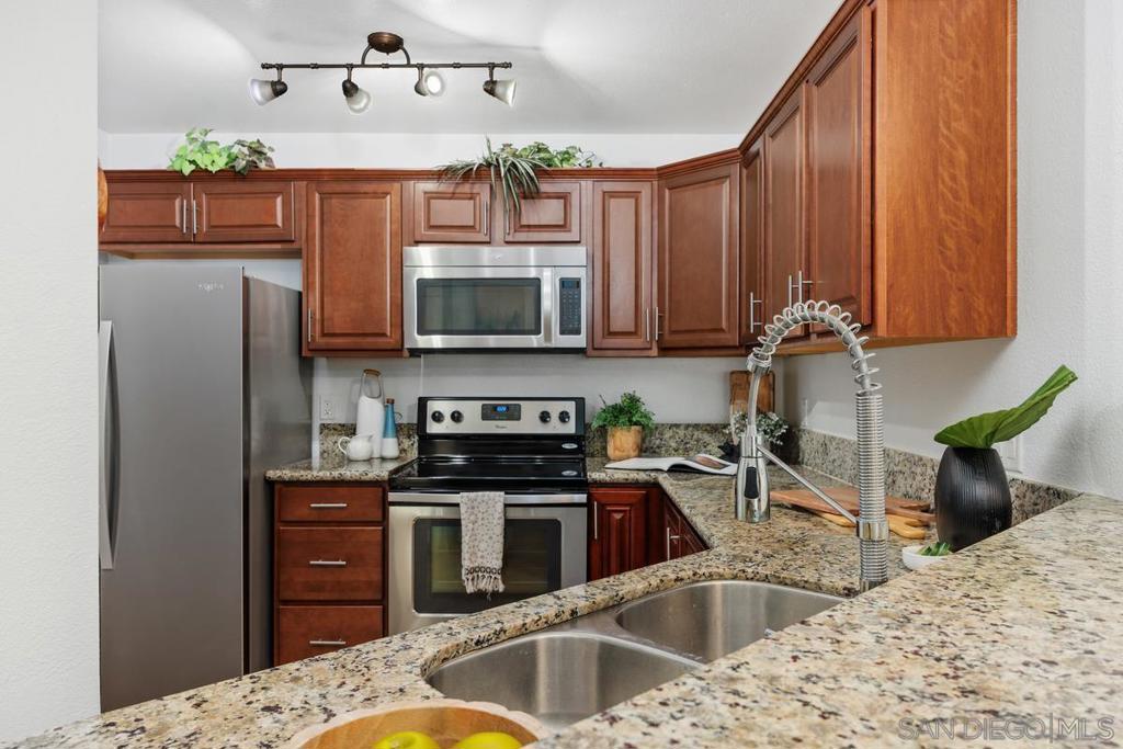7565 Charmant Dr - photo 12