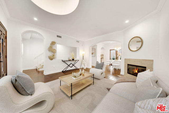 2449 Oswego Street, Pasadena CA: https://media.crmls.org/mediaz/07c38846-fe68-422f-9efb-8c203c41bdef.jpg