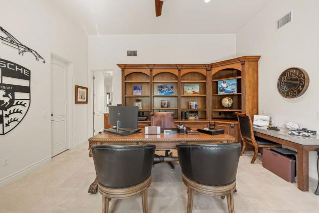 334 Crest Lake Drive, Palm Desert, CA 92211