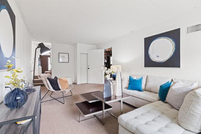 32 Crestview Avenue, Daly City CA: https://media.crmls.org/mediaz/07c4275d-d4b9-440b-9a2a-6b57b6e7552c.jpg