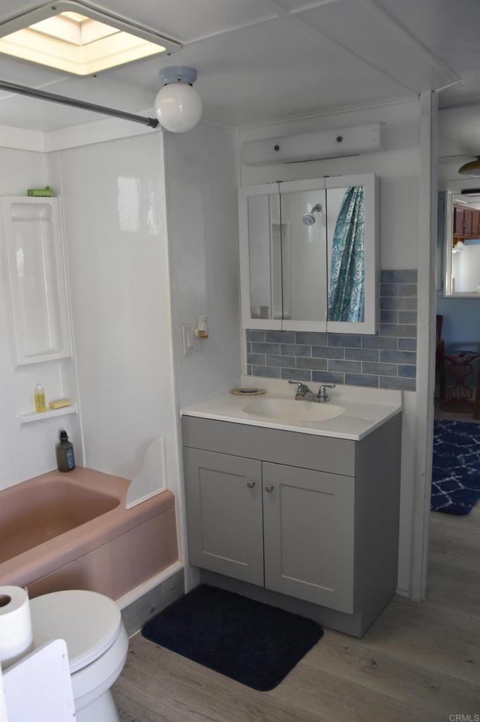 1046 Cleveland Street - photo 8