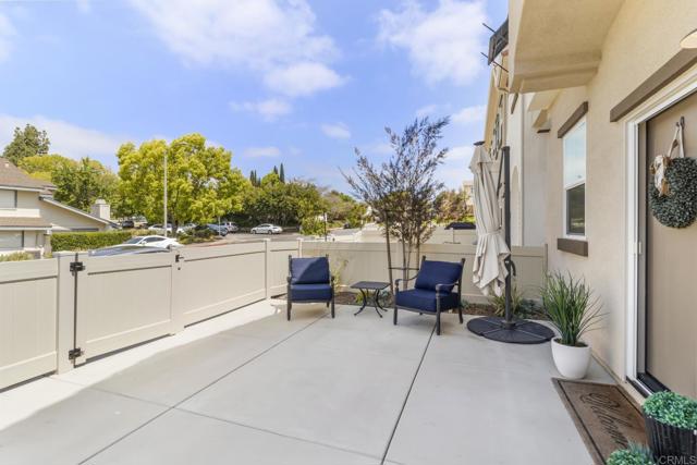 Detail Gallery Image 3 of 41 For 143 Avenida Chapala #101,  San Marcos,  CA 92069 - 4 Beds | 2/1 Baths