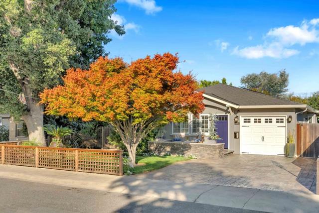 543 Toft Street, Mountain View CA: https://media.crmls.org/mediaz/07c54a73-c7de-4a66-a540-39c11f966da5.jpg