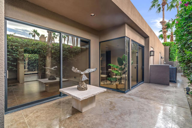79200 Jack Rabbit Trail, La Quinta CA: https://media.crmls.org/mediaz/07c6e66f-ac7a-4f7f-82f4-37576072d932.jpg