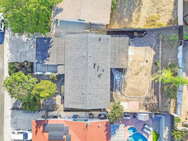 9058 Inverness Rd, Santee CA: https://media.crmls.org/mediaz/07c82367-365d-444b-b0dc-8571c634f016.jpg