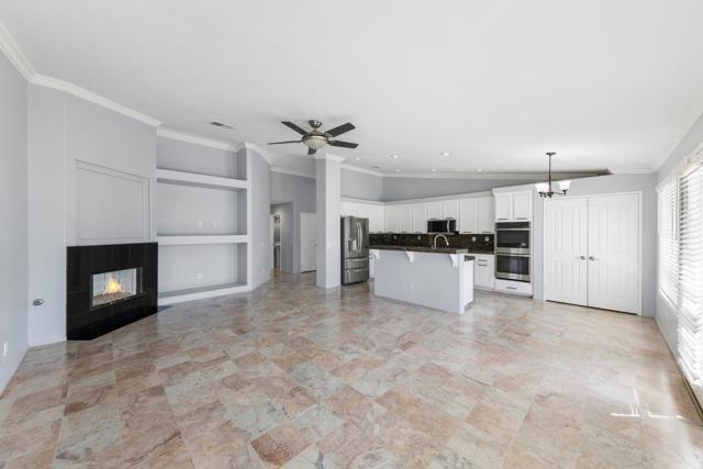 47970 Via Jardin, La Quinta CA: https://media.crmls.org/mediaz/07c936e5-e64a-4844-96e9-f4ee89dd96f0.jpg