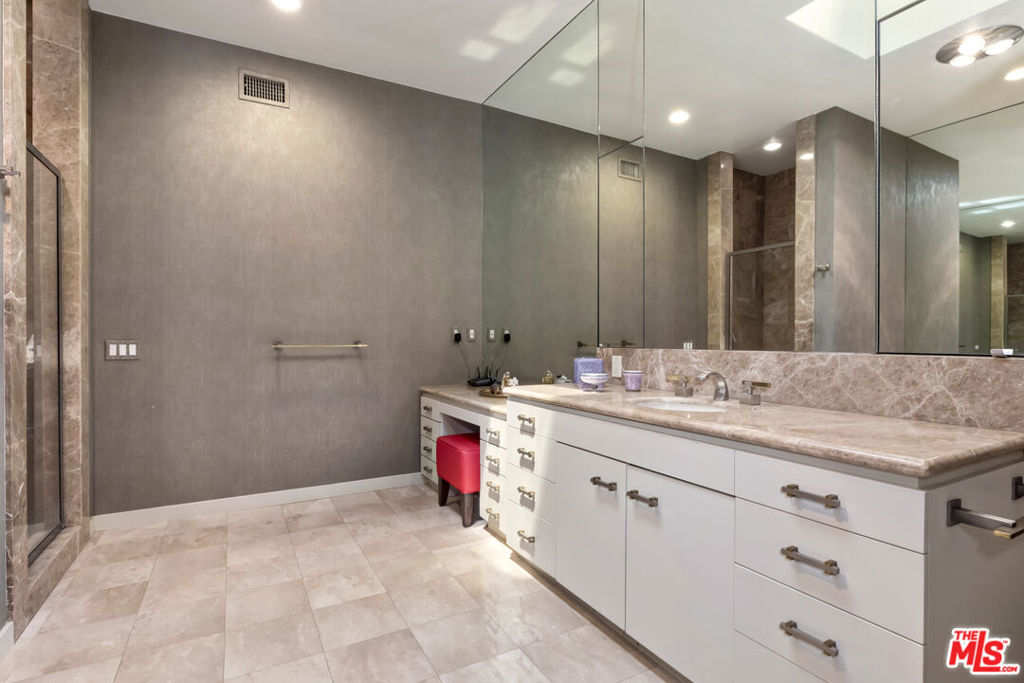 MLS #25565053 img 44