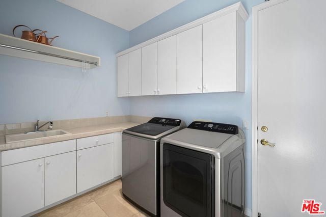 56645 Mountain, La Quinta CA: https://media.crmls.org/mediaz/07ca7751-a609-435a-b2a7-ae4d4b0d51e1.jpg