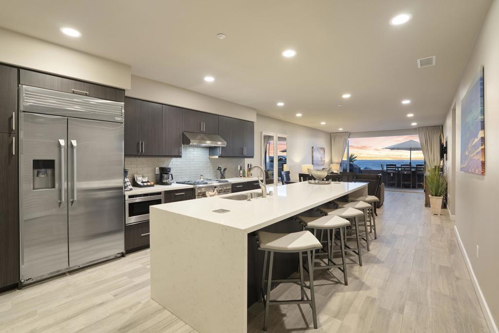 700 The Strand - photo 7