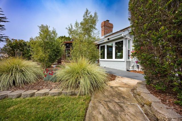 431 Burning Tree Court, Half Moon Bay CA: https://media.crmls.org/mediaz/07cc7d29-cfee-475e-9330-5b04f4f5e342.jpg