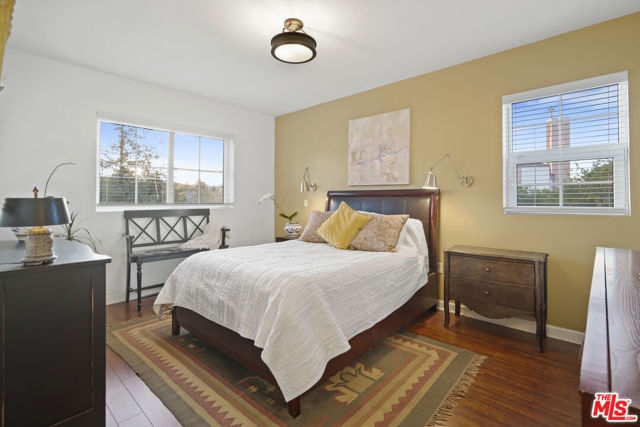 13308 Valleyheart Drive, Sherman Oaks CA: https://media.crmls.org/mediaz/07ce40fc-c224-4ad6-a0e8-35d1027a4422.jpg