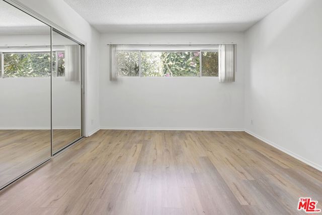 1852 Kelton Avenue, Los Angeles CA: https://media.crmls.org/mediaz/07ceec1c-c1b1-4d27-8b12-c5e356f70ea4.jpg