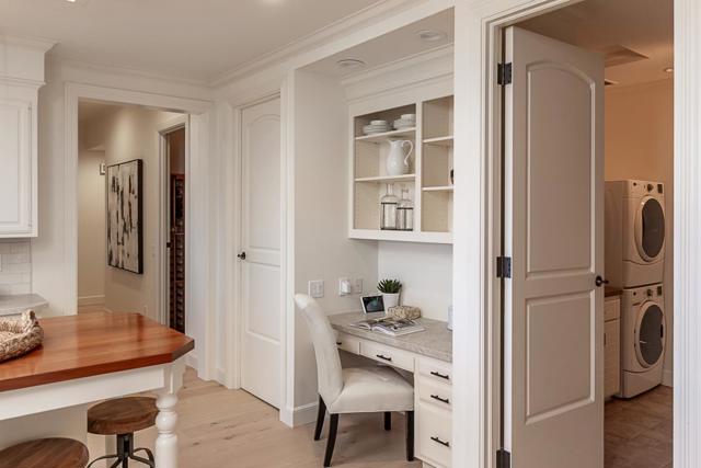 1205 Trinity Drive, Menlo Park CA: https://media.crmls.org/mediaz/07cf408c-b21c-4108-9709-d3fb80628055.jpg