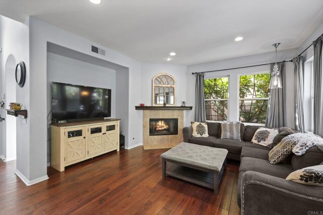 Detail Gallery Image 5 of 47 For 6010 Paseo Alameda, Carlsbad,  CA 92009 - 4 Beds | 2 Baths