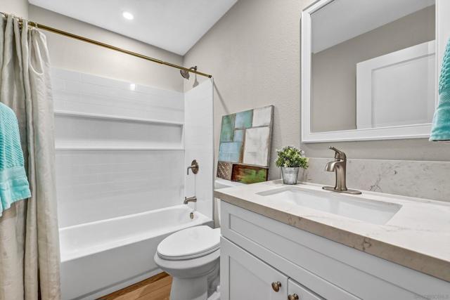 1401 El Norte Pkwy, San Marcos CA: https://media.crmls.org/mediaz/07d1a338-c066-4fff-82c7-66846179db31.jpg