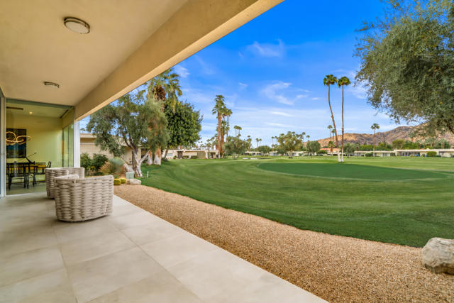 133 Desert Lakes Drive, Palm Springs, CA 92264
