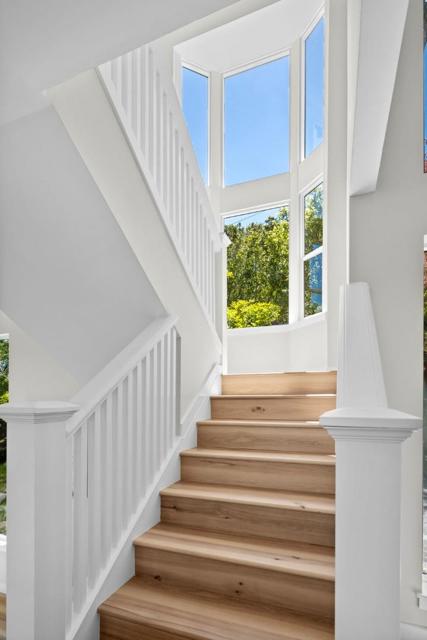 3554 Oak Knoll Drive, Redwood City CA: https://media.crmls.org/mediaz/07d217b6-ec68-40bd-9b88-d8ddbc282e07.jpg