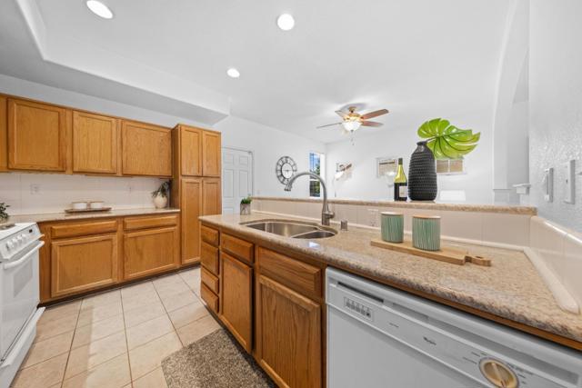 298 S Rengstorff Avenue, Mountain View CA: https://media.crmls.org/mediaz/07d2b67f-3533-48e6-a628-5dcb11ddb468.jpg