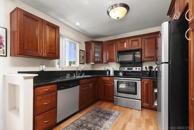 605 S MOLLISON, El Cajon CA: https://media.crmls.org/mediaz/07d51a9b-2360-42d9-bcf1-15de53c9a952.jpg