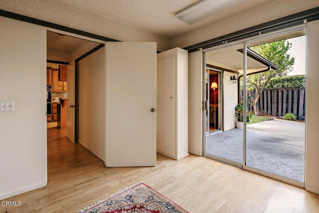 Detail Gallery Image 35 of 74 For 5703 Catherwood Dr, La Canada Flintridge,  CA 91011 - 3 Beds | 2/1 Baths