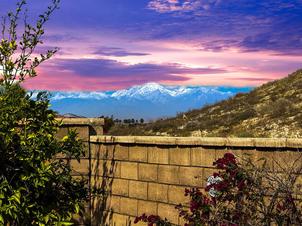 https://media.crmls.org/mediaz/07d5601a-eb8a-4df1-9e61-acddbd7f550d.jpg?preset=X-Large