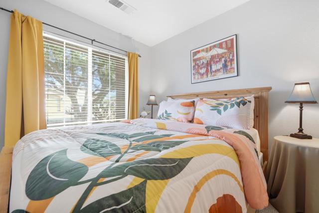 895 Ventana, Palm Springs, CA 92262