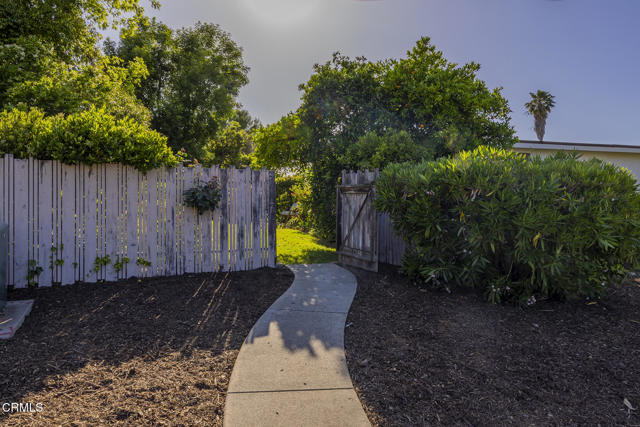 Detail Gallery Image 2 of 27 For 1141 Anita Ave, Ojai,  CA 93023 - 2 Beds | 1 Baths