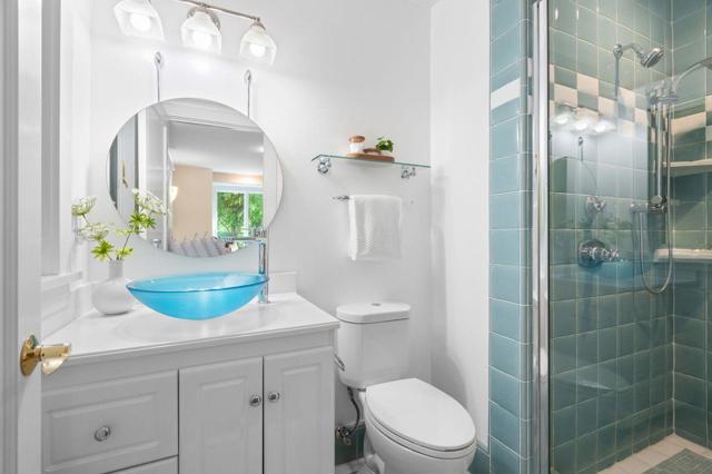 23447 Skyview Terrace, Los Gatos CA: https://media.crmls.org/mediaz/07d7918c-f598-4225-97ff-26e2f5f08053.jpg
