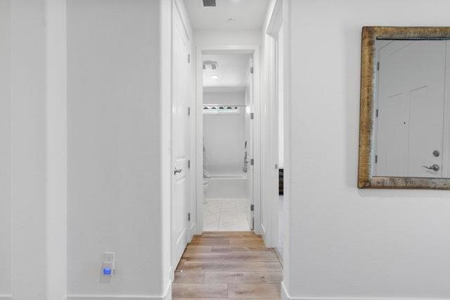 2008 White Oak Drive, Hollister CA: https://media.crmls.org/mediaz/07d7aed7-30d6-4e96-ac24-70bbfe0bdb23.jpg