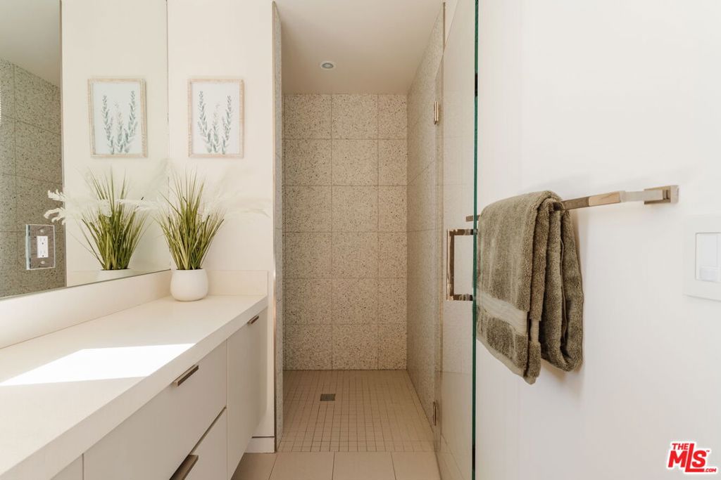 MLS #26875921 image #52