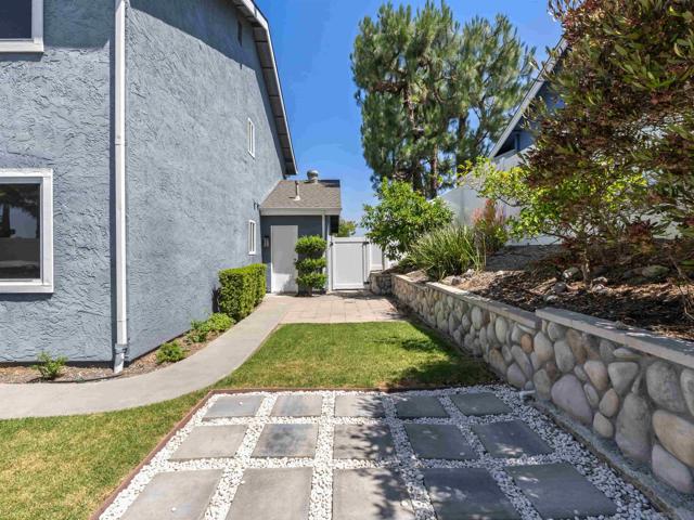 3568 Ridge Road, Oceanside CA: https://media.crmls.org/mediaz/07da5bb4-3a2f-469f-8e5f-602bf5a96efd.jpg