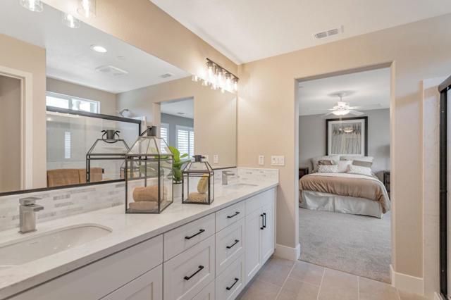 1153 Coyote Peak Way, Hollister CA: https://media.crmls.org/mediaz/07dad501-0ad4-4b5b-b2d5-989692c0fc98.jpg